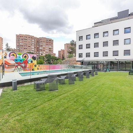 Micampus Madrid Sinesio Delgado Student Residence Bagian luar foto