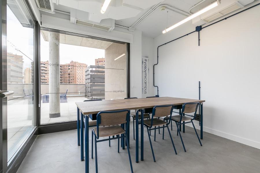 Micampus Madrid Sinesio Delgado Student Residence Bagian luar foto