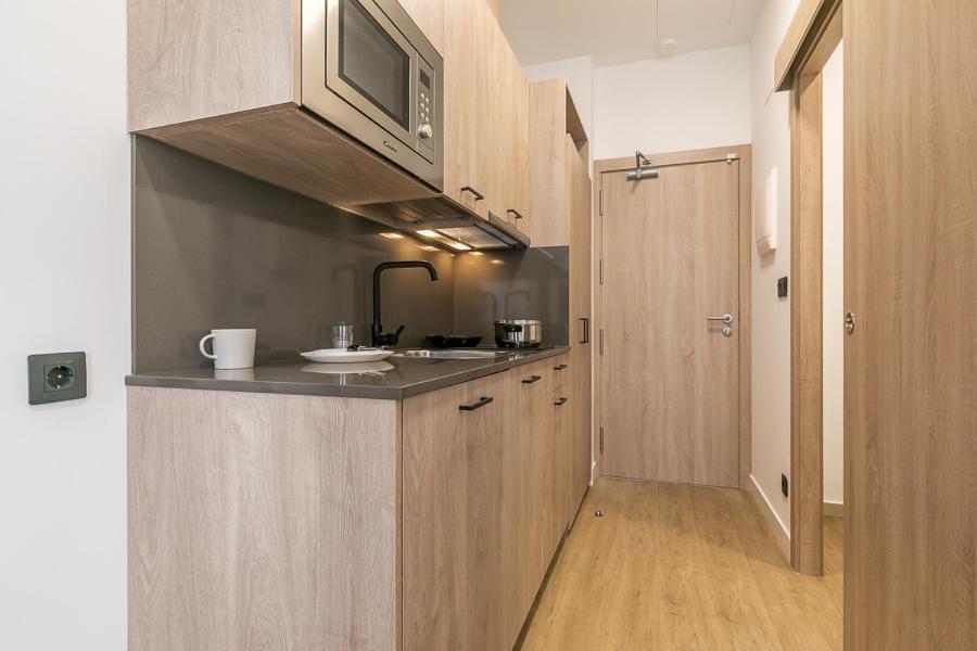 Micampus Madrid Sinesio Delgado Student Residence Bagian luar foto