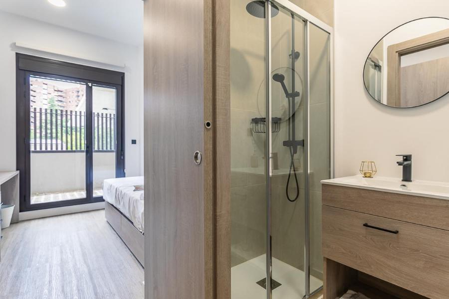 Micampus Madrid Sinesio Delgado Student Residence Bagian luar foto