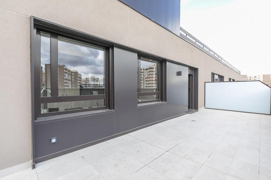 Micampus Madrid Sinesio Delgado Student Residence Bagian luar foto