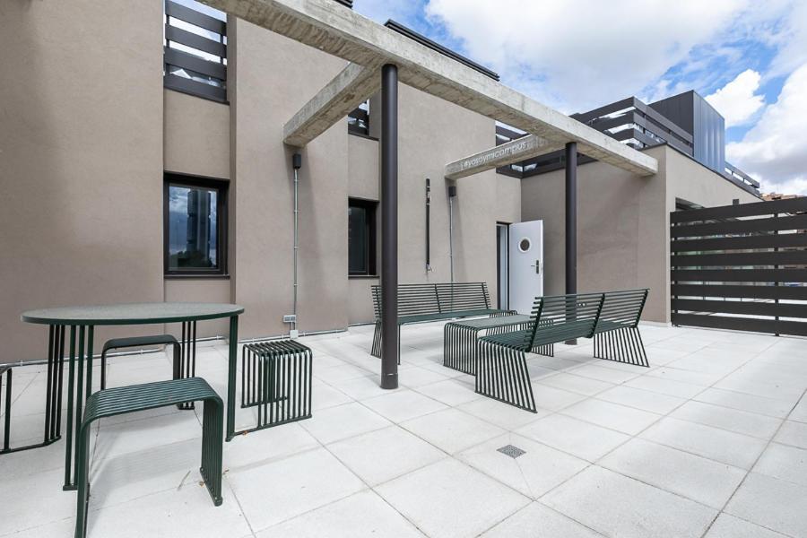 Micampus Madrid Sinesio Delgado Student Residence Bagian luar foto