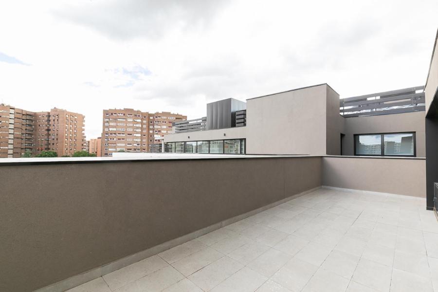 Micampus Madrid Sinesio Delgado Student Residence Bagian luar foto