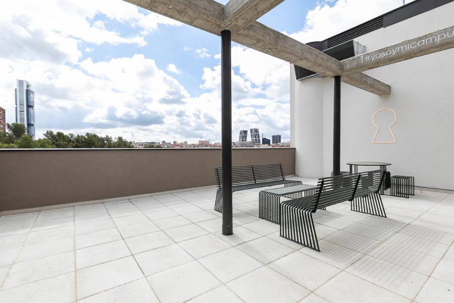 Micampus Madrid Sinesio Delgado Student Residence Bagian luar foto