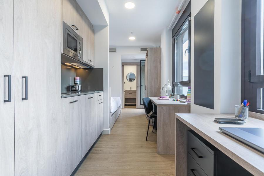 Micampus Madrid Sinesio Delgado Student Residence Bagian luar foto